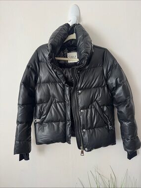 SAM Women’s Size Small Black Quilted Puffer Coat